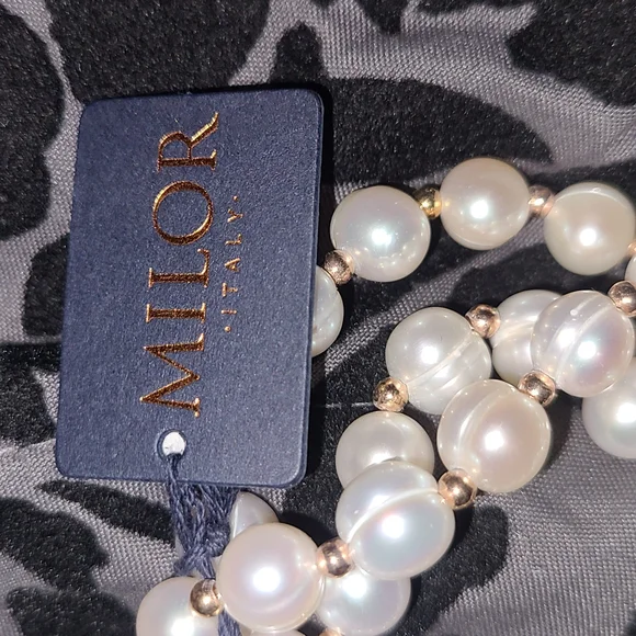 Milor Gold and White Bracelet with Luxurious Design